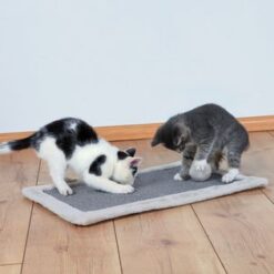 Trixie Grebalica Tepih 55x35cm Sivo/Svetlo Sivo – Savršen izbor za udoban odmor i grebanje!